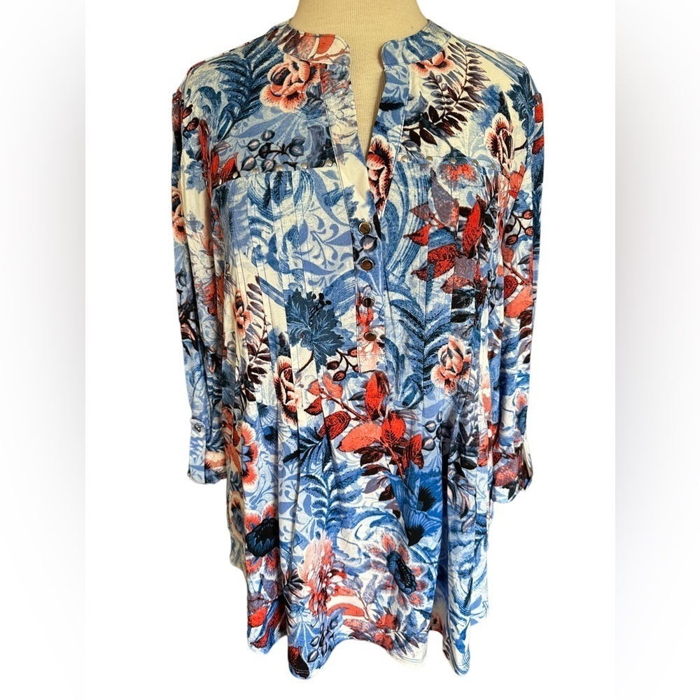COCOMO XL Blue Red floral 3/4 sleeve women’s pintuck Blouse top shirt
